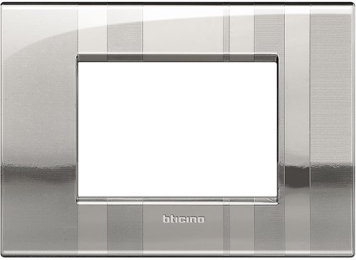 Рамка прямоугольная Legrand BTicino LivingLight 3 мод Ленты  картинка